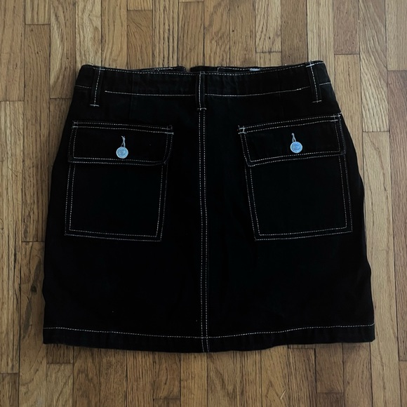 Forever 21 Mini Skirt in Black - Picture 2 of 3